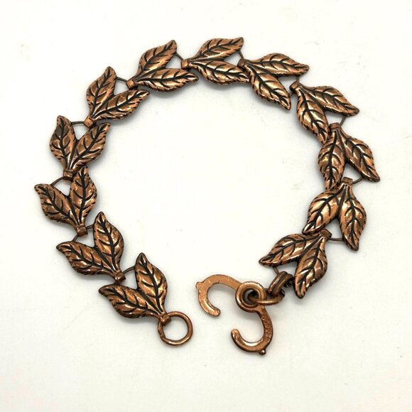 Copper Jewelry - Vintage Copper Leaf Link Bracelet 7.5" With Hook Clasp Design